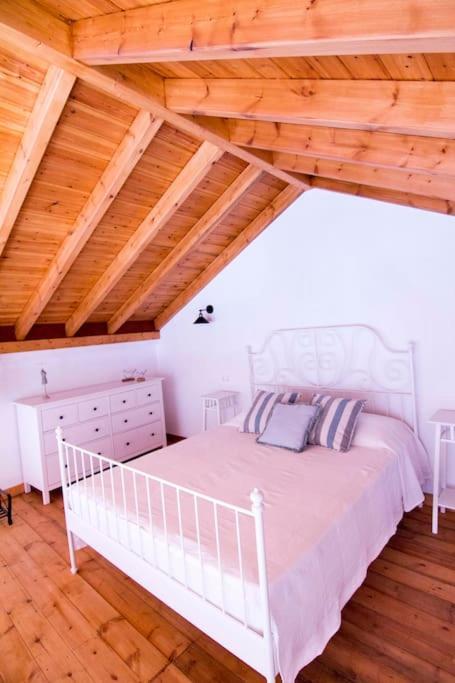 Aegli Apartments Deluxe Simi Eksteriør billede